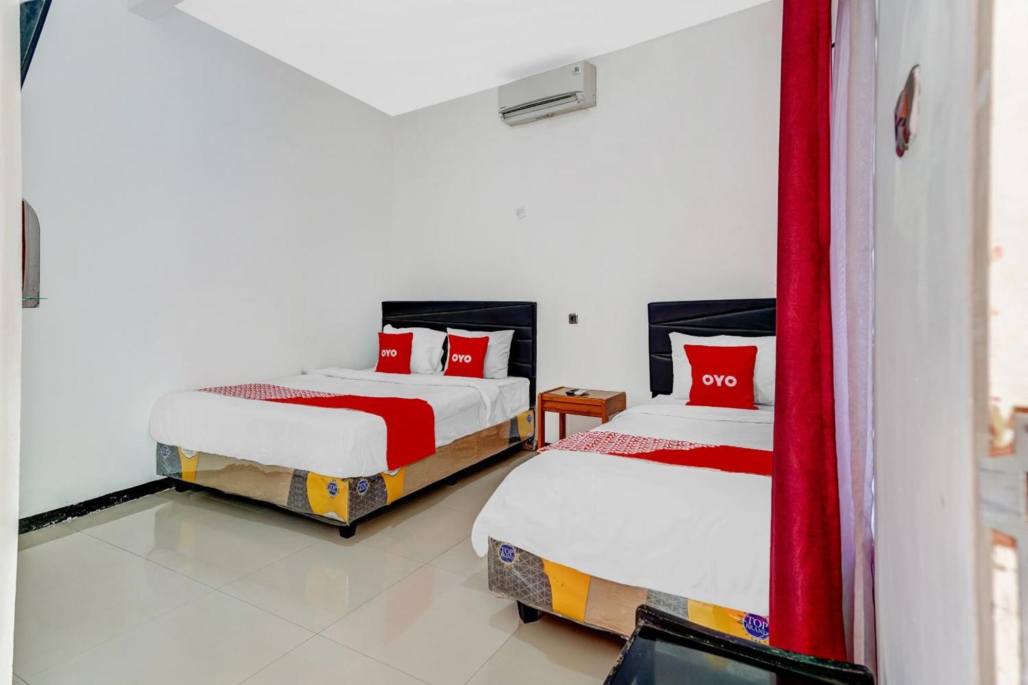 OYO Flagship 90717 Hotel Kalimantan Surabaya Bagian luar foto